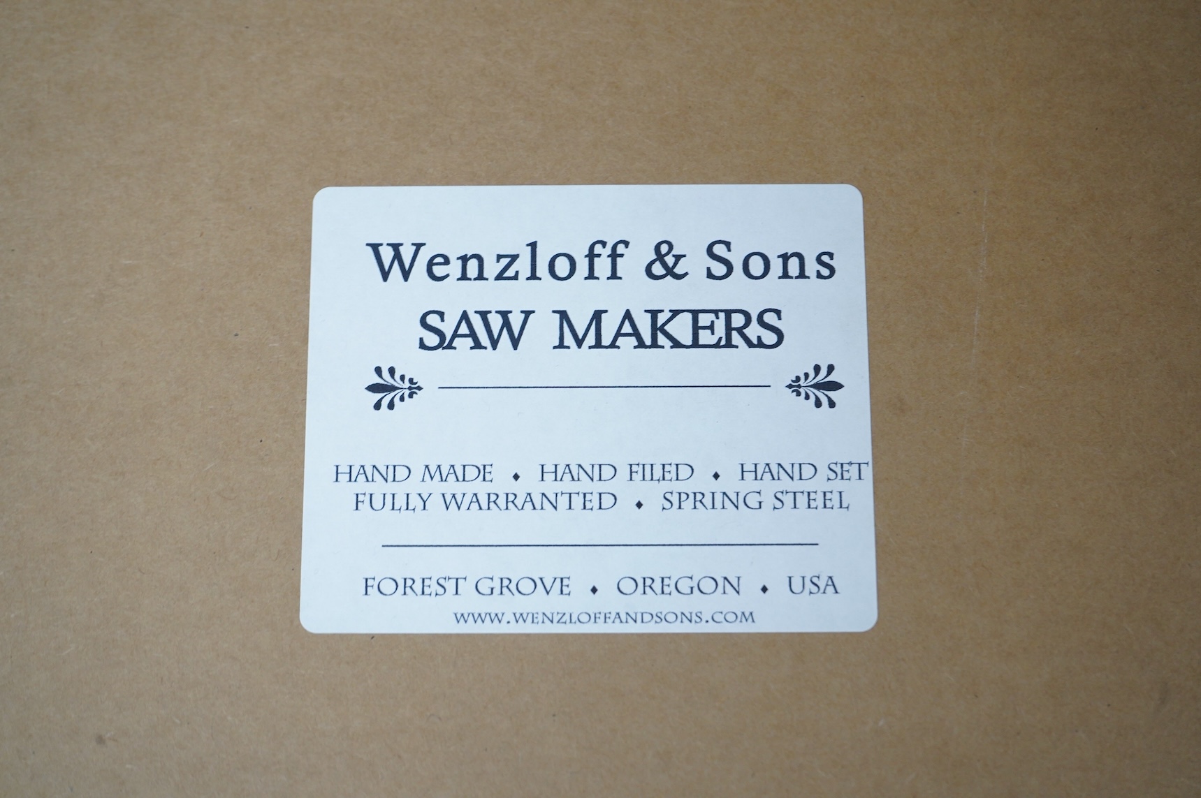 A boxed U.S. Wenzloff & Sons handmade large tenon saw (33T0866)